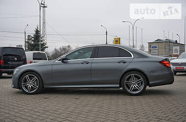 Седан Mercedes-Benz E-Class 2019 в Черновцах