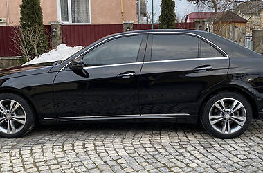 Седан Mercedes-Benz E-Class 2015 в 