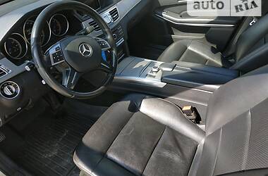Седан Mercedes-Benz E-Class 2015 в Рівному
