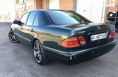 Седан Mercedes-Benz E-Class 1996 в Києві