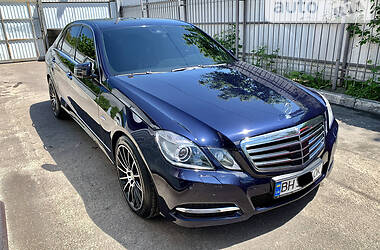 Mercedes-Benz E-Class 2010