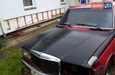 Седан Mercedes-Benz E-Class 1981 в Бориславі