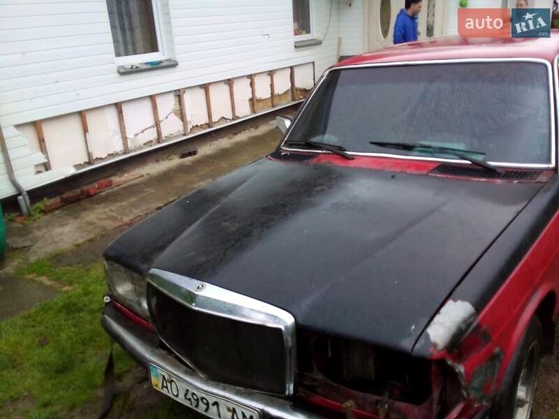 Mercedes-Benz E-Class 1981