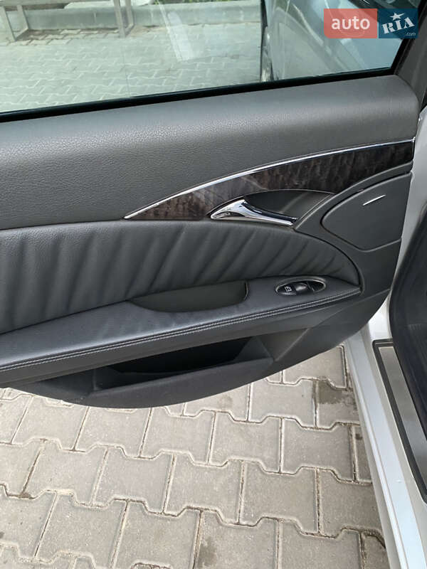 Седан Mercedes-Benz E-Class 2004 в Тернополе