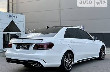 Седан Mercedes-Benz E-Class 2015 в 