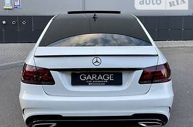 Седан Mercedes-Benz E-Class 2015 в 