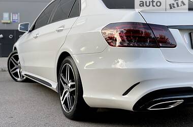 Седан Mercedes-Benz E-Class 2015 в 