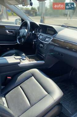 Универсал Mercedes-Benz E-Class 2012 в 