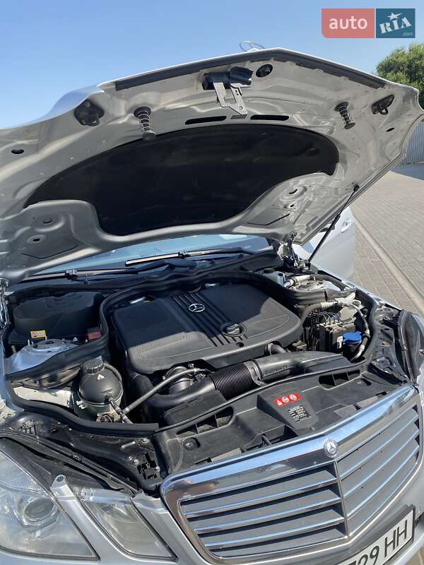 Універсал Mercedes-Benz E-Class 2012 в Херсоні фото 23 Універсал Mercedes-Benz E-Class 2012 в Херсоні