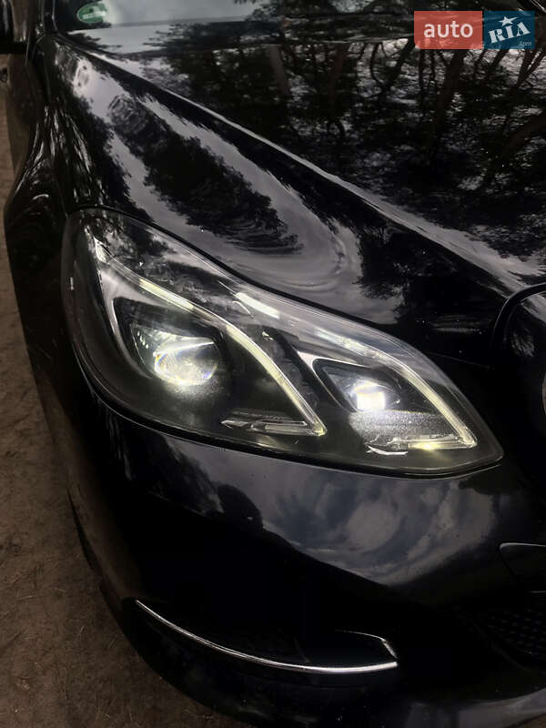 Універсал Mercedes-Benz E-Class 2013 в Гайвороні