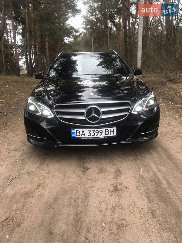 Універсал Mercedes-Benz E-Class 2013 в Гайвороні