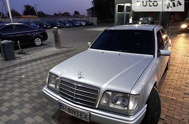 Седан Mercedes-Benz E-Class 1995 в Лубнах