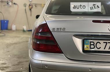 Седан Mercedes-Benz E-Class 2004 в Дрогобыче