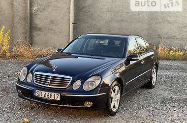 Седан Mercedes-Benz E-Class 2003 в Черновцах