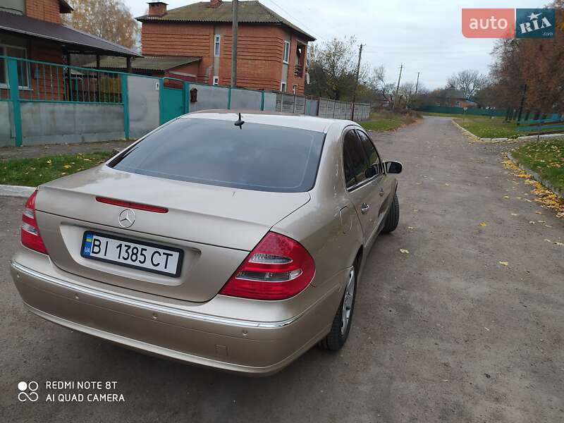 Седан Mercedes-Benz E-Class 2005 в Зіньківі