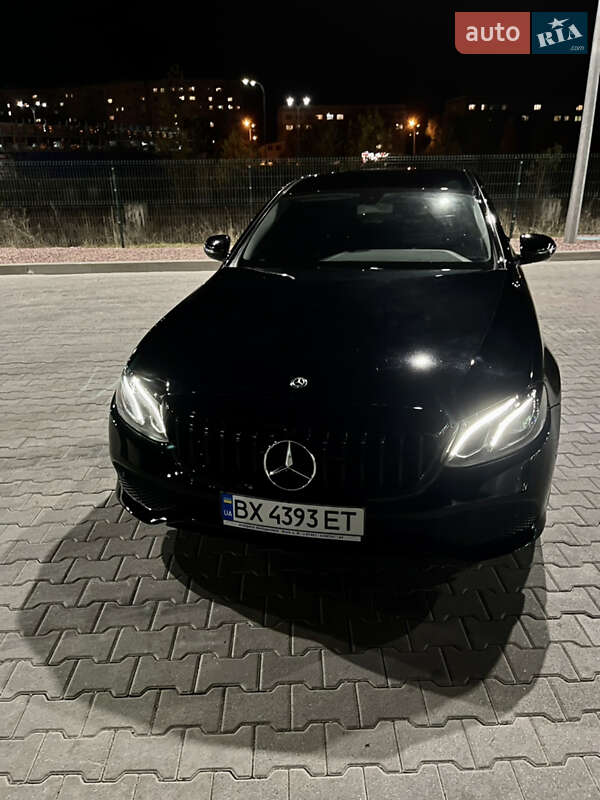 Седан Mercedes-Benz E-Class 2017 в Кам'янець-Подільському