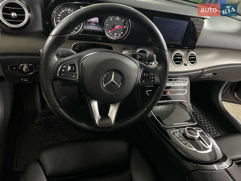 Седан Mercedes-Benz E-Class 2017 в Кам'янець-Подільському
