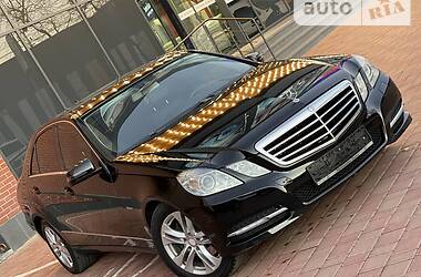 Седан Mercedes-Benz E-Class 2013 в 