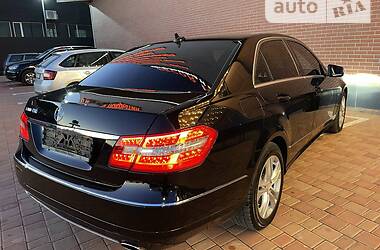 Седан Mercedes-Benz E-Class 2013 в 