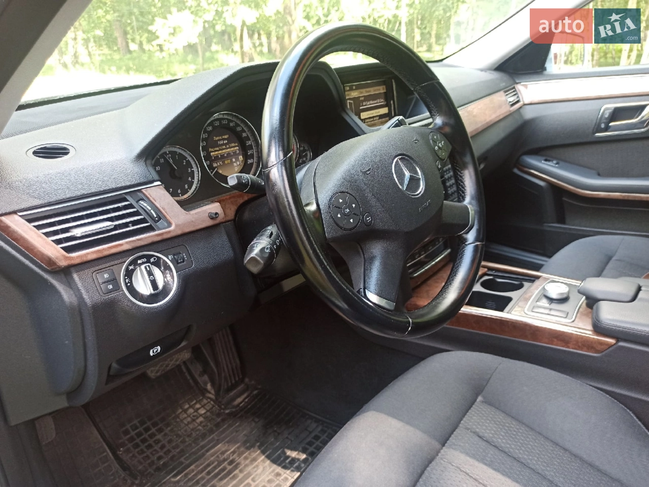 2011 Mercedes-Benz E-klasse - мініатюра 12