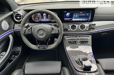 Седан Mercedes-Benz E-Class 2018 в Киеве