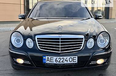 Седан Mercedes-Benz E-Class 2007 в Дніпрі