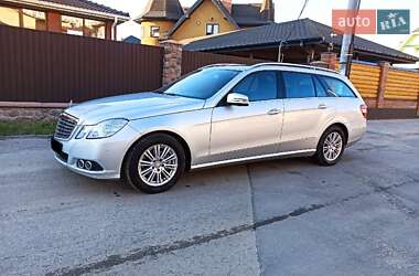 Mercedes-Benz E-Class 2011