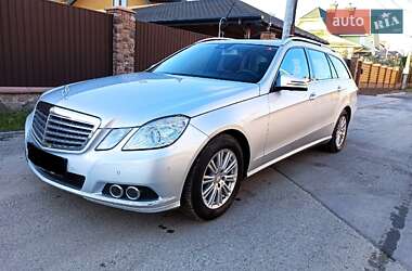 Универсал Mercedes-Benz E-Class 2011 в Киеве