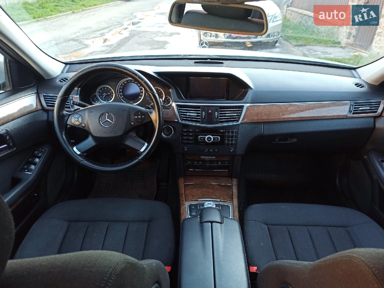 2011 Mercedes-Benz E-klasse - мініатюра 16