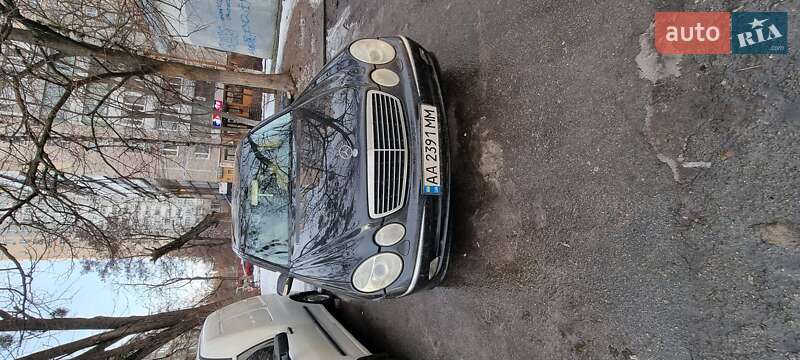 Mercedes-Benz E-Class 2004