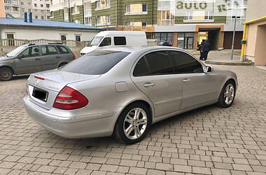 Седан Mercedes-Benz E-Class 2006 в Івано-Франківську