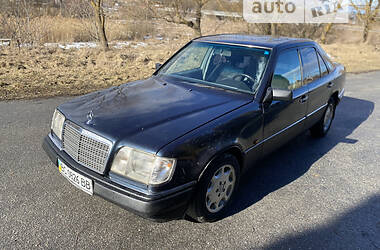 Седан Mercedes-Benz E-Class 1996 в 