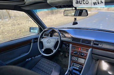 Седан Mercedes-Benz E-Class 1996 в 