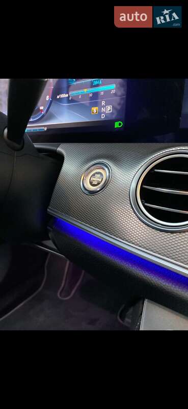 Седан Mercedes-Benz E-Class 2017 в Киеве