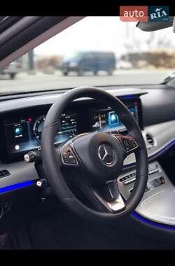 Седан Mercedes-Benz E-Class 2017 в Киеве