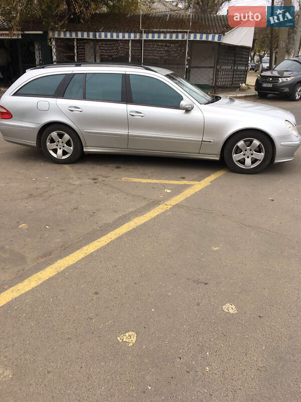 Универсал Mercedes-Benz E-Class 2004 в Болграде