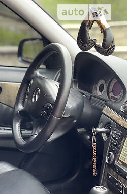 Седан Mercedes-Benz E-Class 2008 в 