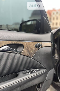 Седан Mercedes-Benz E-Class 2008 в 