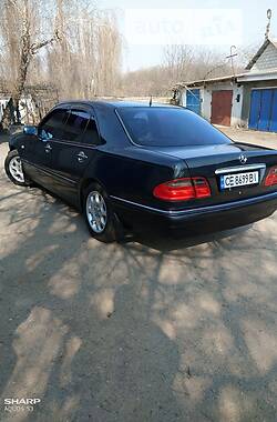 Седан Mercedes-Benz E-Class 1996 в Сокирянах