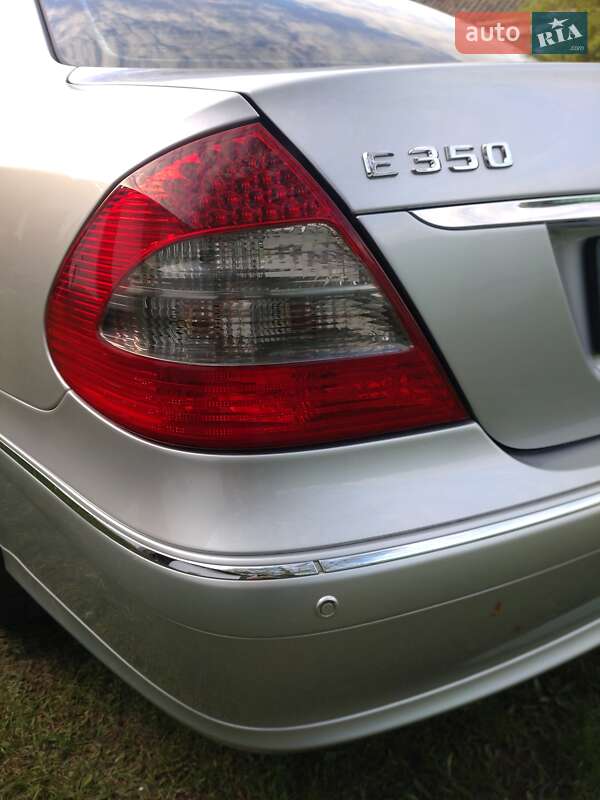 Седан Mercedes-Benz E-Class 2006 в Харькове