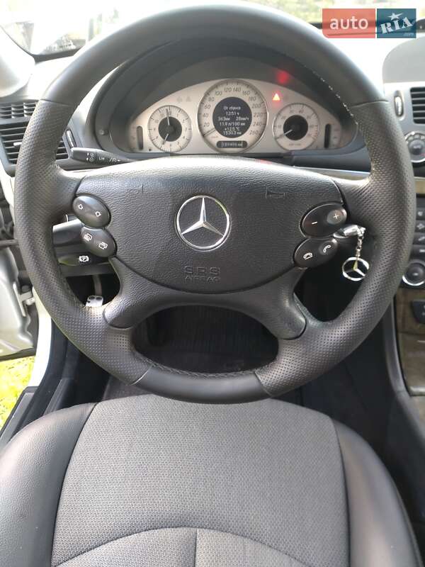 Седан Mercedes-Benz E-Class 2006 в Харькове