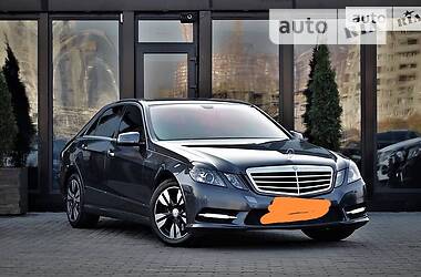 Mercedes-Benz E-Class 2011