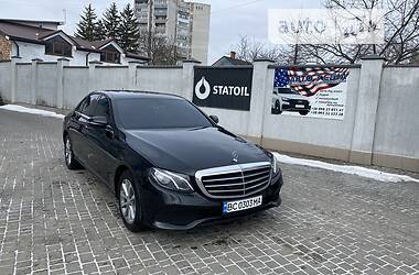 Седан Mercedes-Benz E-Class 2016 в Дрогобыче