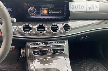 Седан Mercedes-Benz E-Class 2018 в Львове