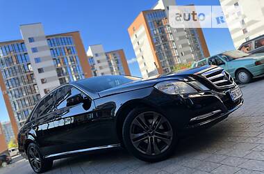 Седан Mercedes-Benz E-Class 2012 в Ивано-Франковске