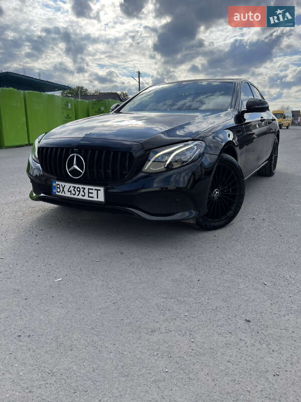 Седан Mercedes-Benz E-Class 2017 в Кам'янець-Подільському
