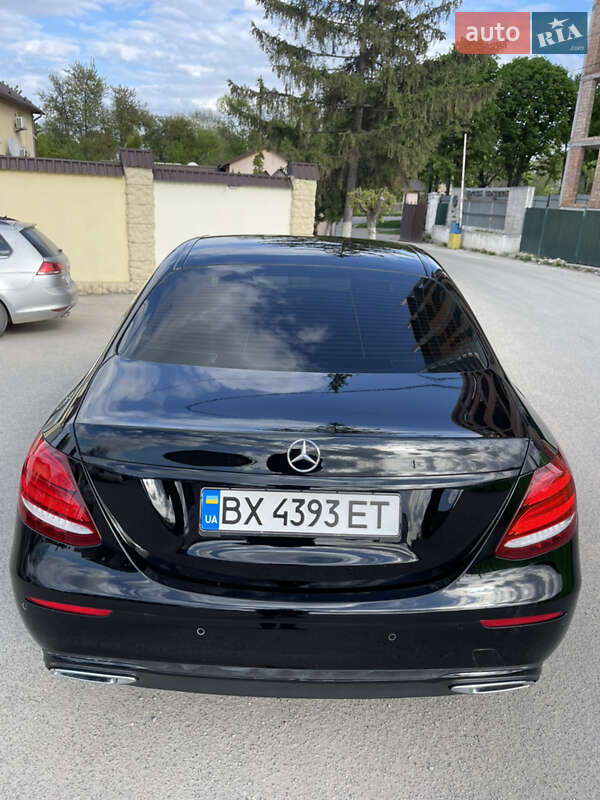Седан Mercedes-Benz E-Class 2017 в Кам'янець-Подільському
