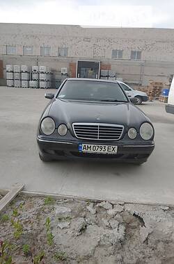 Седан Mercedes-Benz E-Class 2001 в Боярці
