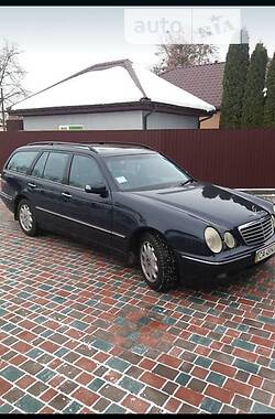 Универсал Mercedes-Benz E-Class 2001 в Корсуне-Шевченковском