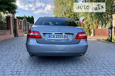 Седан Mercedes-Benz E-Class 2009 в Черновцах